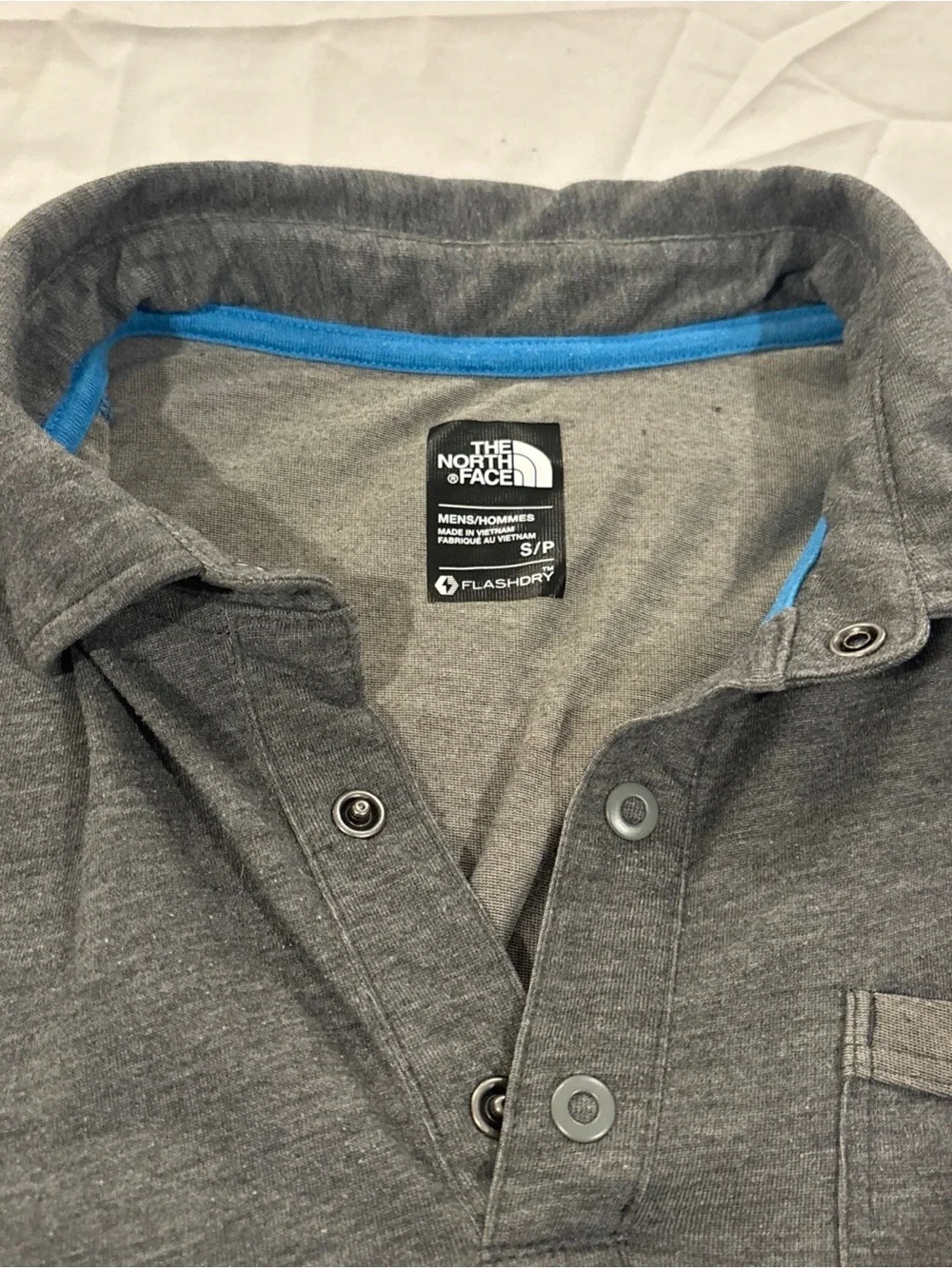 The North Face Men's Small Gray FlashDry Pocket Polo Shirt Short Sleeve Hiking